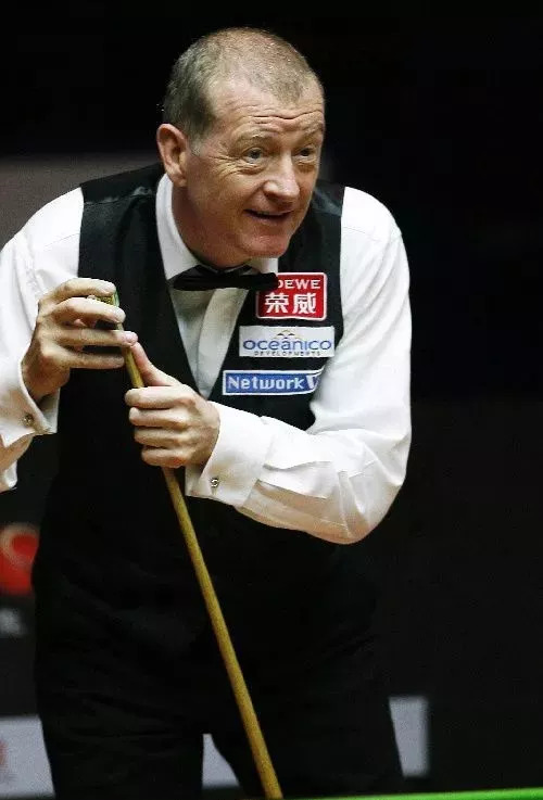 巴萨对阵贝蒂斯大名单：德容、费尔明回归，奥尔莫缺阵